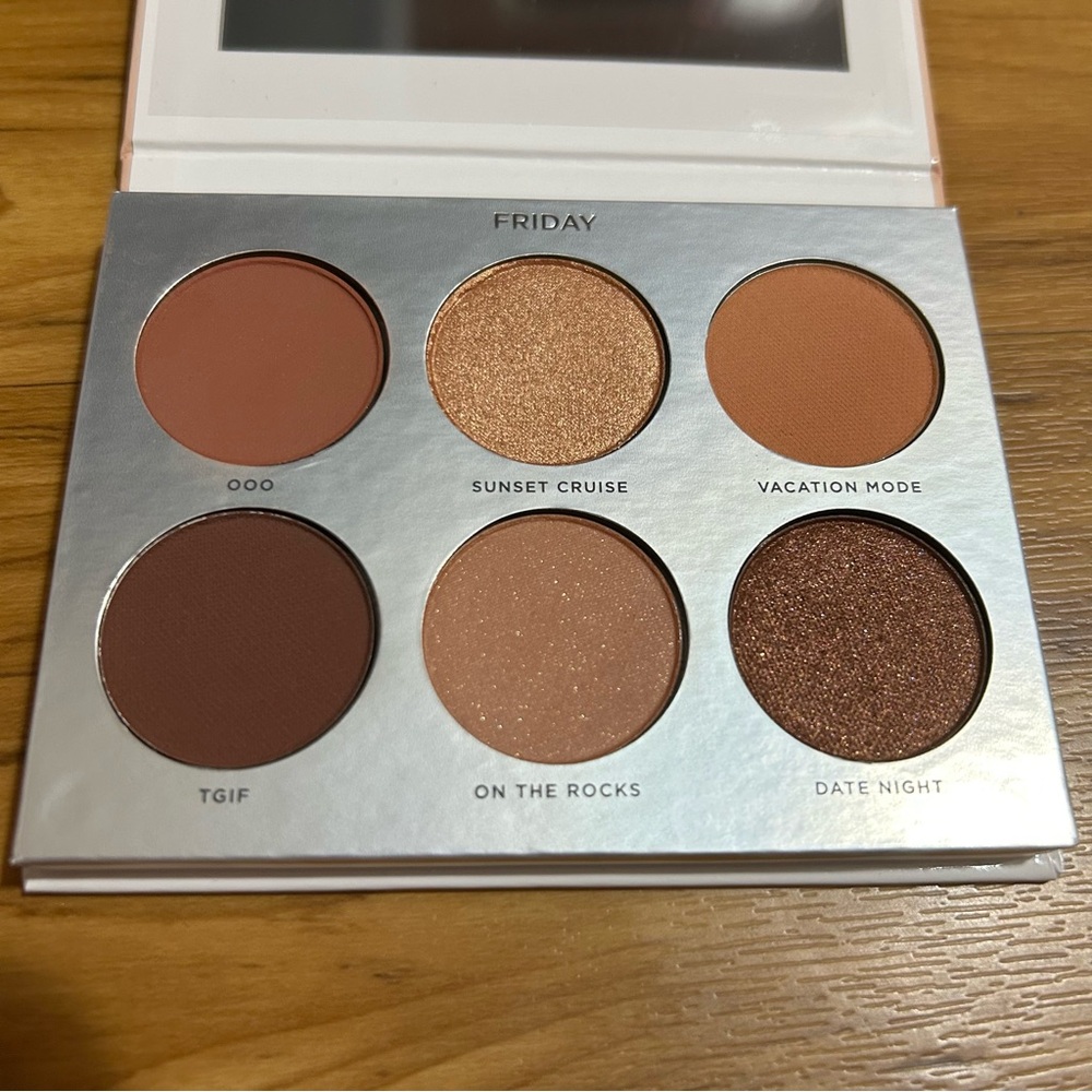 Pur On Point Friday Eyeshadow Palette - Warm Neutrals
